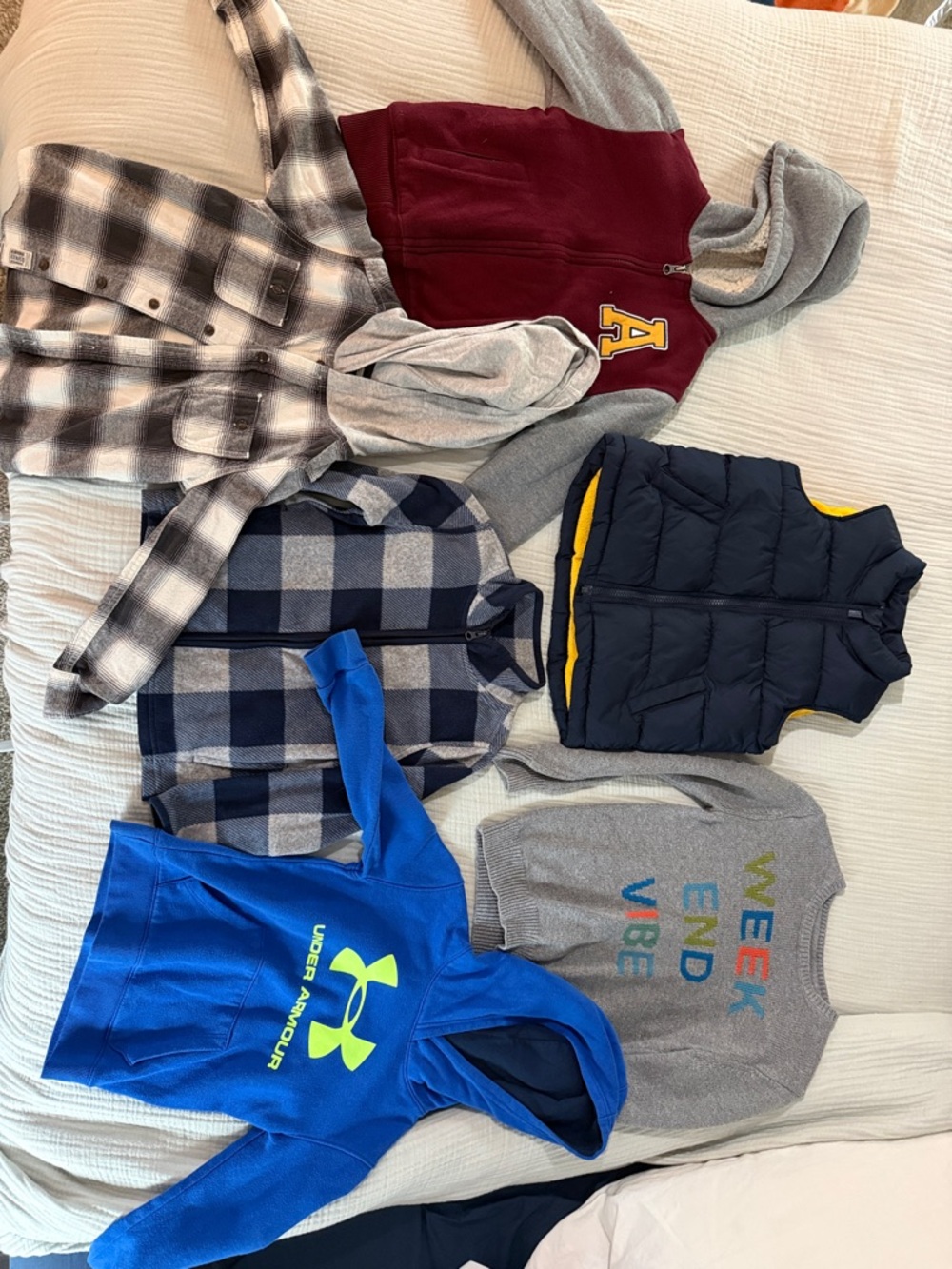 6 item boys warm clothes, clothing lot. Size 5 and 5T